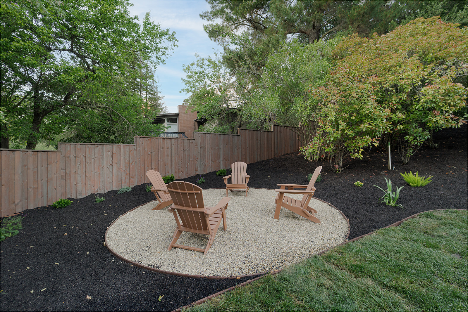 3958 Los Arabis Dr — Fire Pit